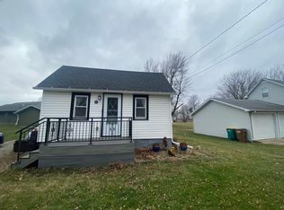 221 Washington Ave, Alden, MN 56009