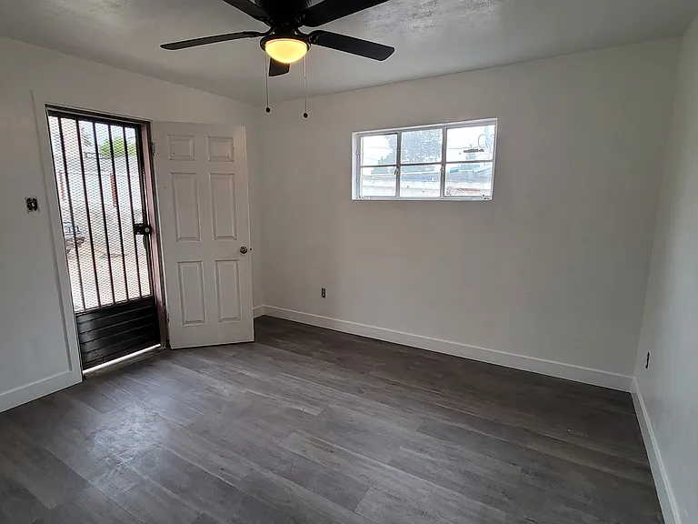 2513 Louisville Ave — Photo 8