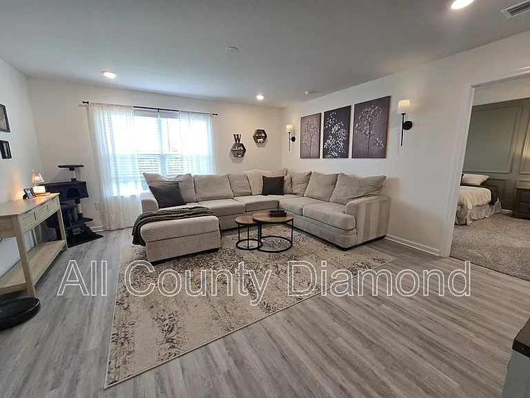 6617 Slabinski Ln — Photo 1