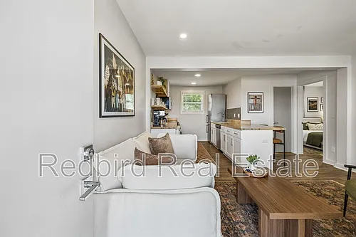 602 40th Ave N #1 Photo 1