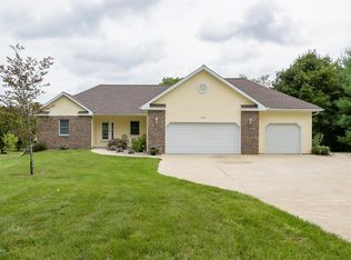 16350 10 Mile Rd, Battle Creek, MI 49014