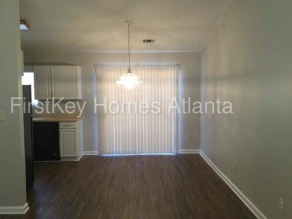 3rd image of 80 Juniper Dr