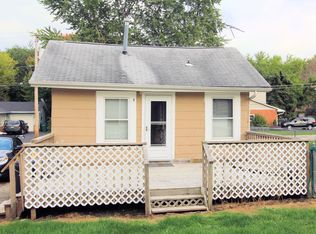 20 Lippincott Rd, Fox Lake, IL 60020