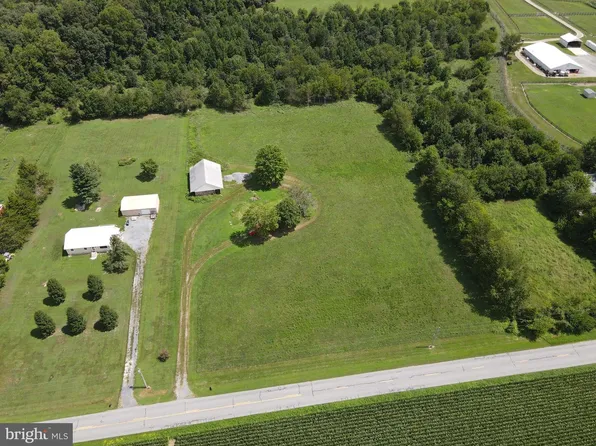 6430 Hopkins Cemetery Rd, Felton, DE 19943
