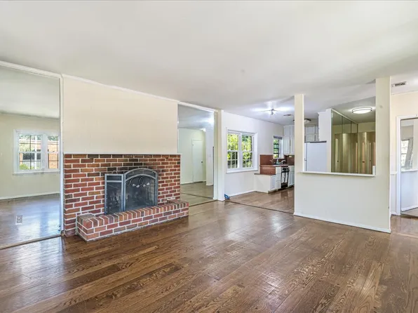 87-02 188th Street image 4 of 28