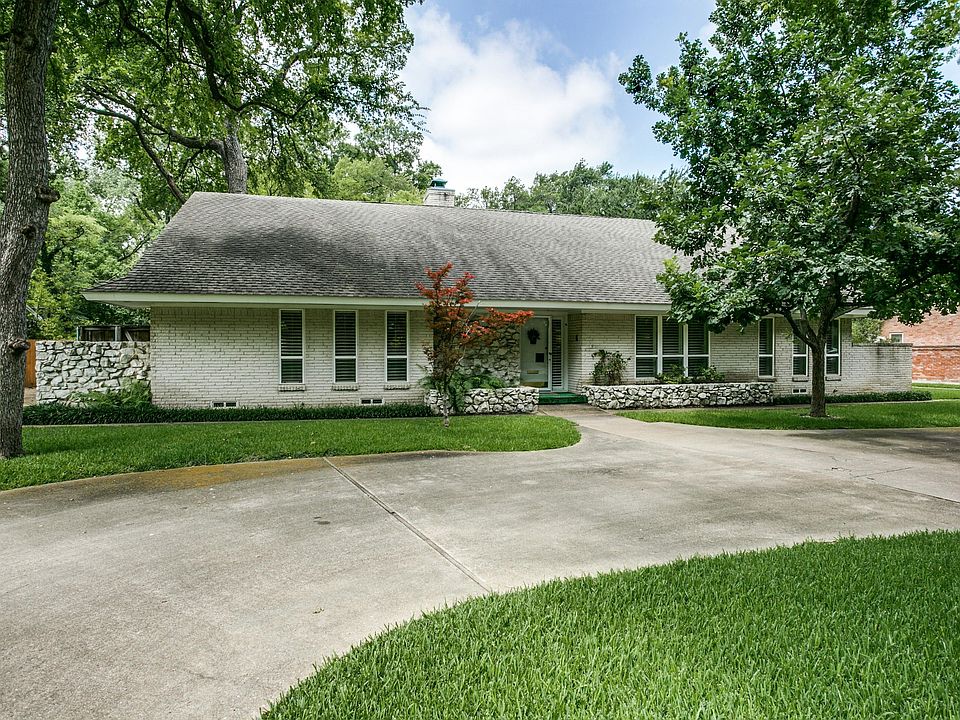 1st image of 963 Forestgrove Dr