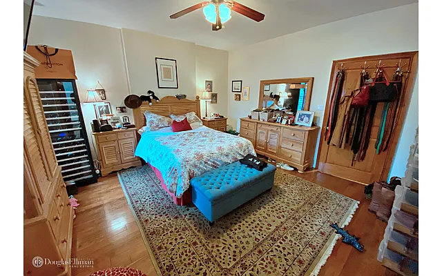 Rented by Douglas Elliman | media 34