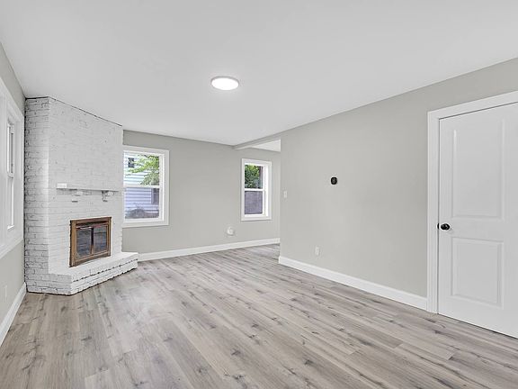 5th image of 307 Louis Rd