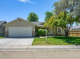 10549 W Menkalinin Dr, Star, ID 83669