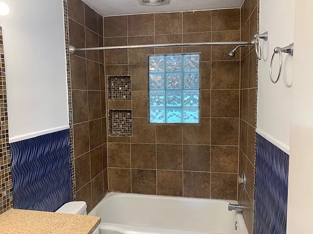 5628 S 51st Ave — Photo 11