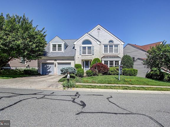 2nd image of 305 Argosy Dr