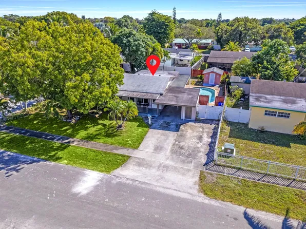 2016 SW 37th Avenue, Fort Lauderdale, FL 33312