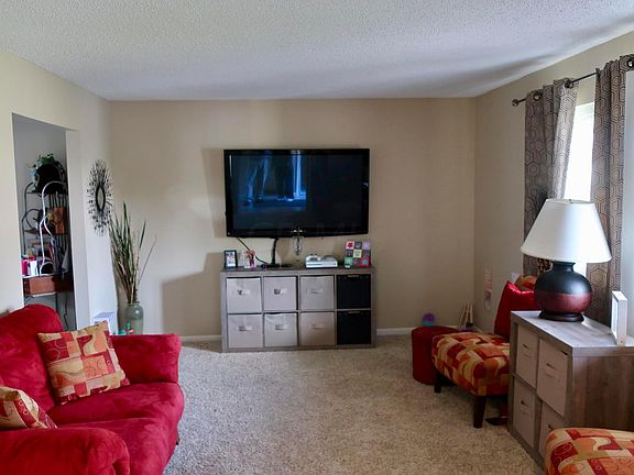4th image of 8591 Renford Ct