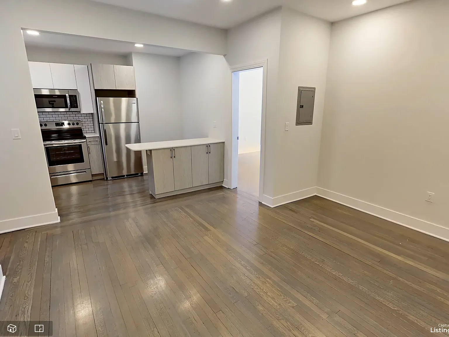 2 bed, 750 sqft, $3,650 — Photo 3