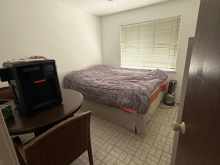 628 Isla Pl — Photo 11