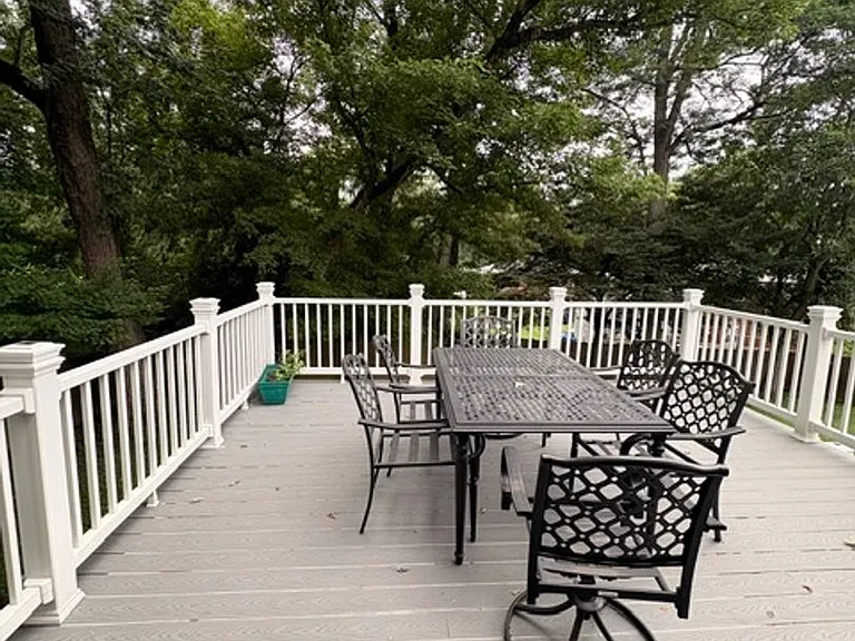 9714 Admiralty Dr — Photo 15