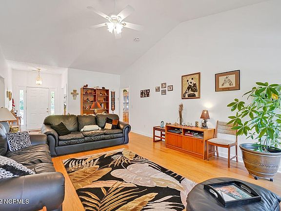 5th image of 1105 Turgotine Ln