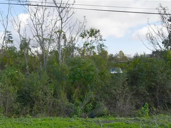 52389 Elaine St, New Orleans, LA 70126
