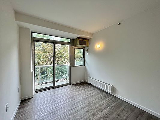 4th image of 22-30 Marble Hill Ave #3J