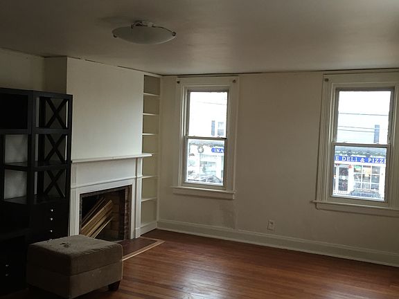 4th image of 262 Bayville Ave