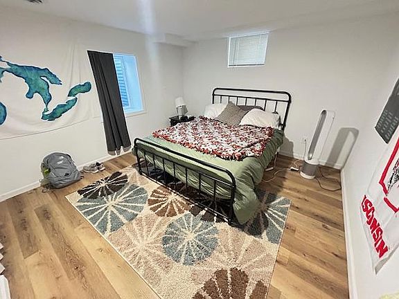 4th image of 4750 4th Ave S