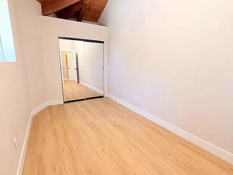 1565 Nautilus St #A — Photo 8
