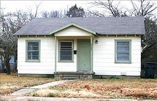 1st image of 2733 Kirven Dr