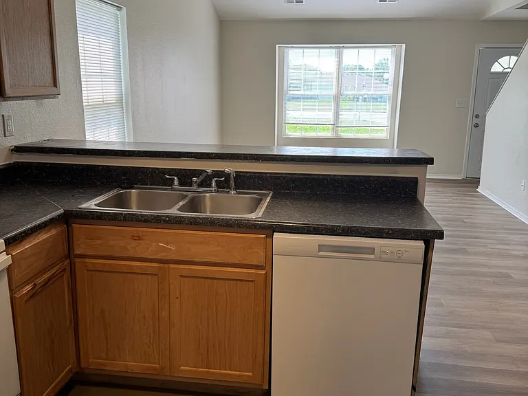 1719 Hanover Blvd — Photo 9