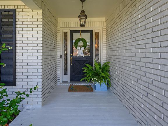 4th image of 1513 Parkside Ct