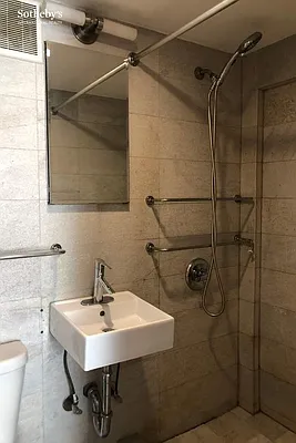 Rented by Sotheby's International Realty | media 6