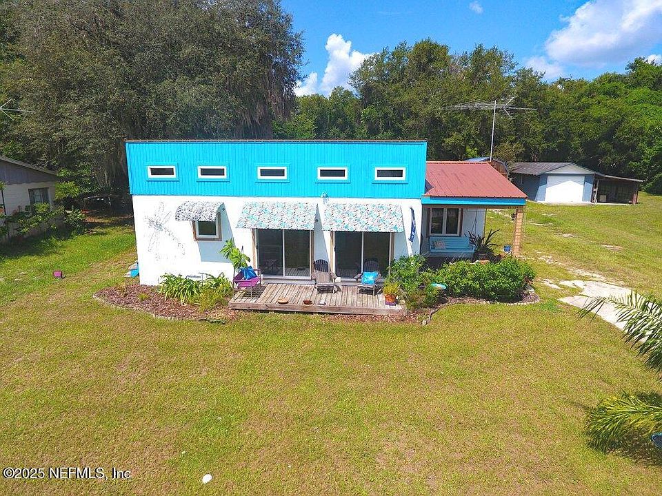 1st image of 307 N LAKE Street
