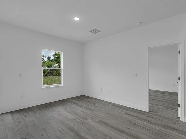2211 SW 153rd Pl — Photo 14