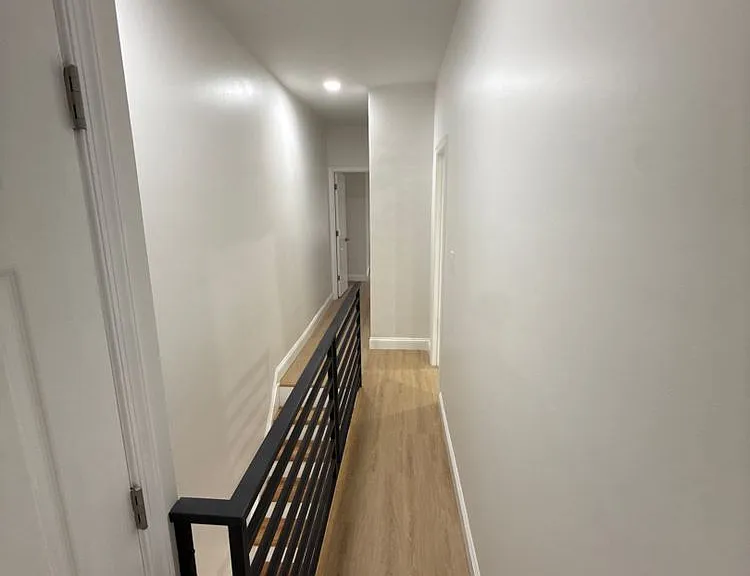 5241 Pulaski Ave — Photo 17