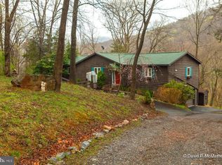24 Waltz Ln, Harpers Ferry, WV 25425