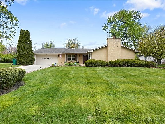 3rd image of 2341 Apricot Dr