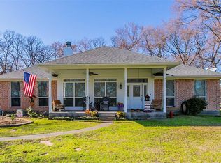 281 Enchanted Dr, Enchanted Oaks, TX 75156