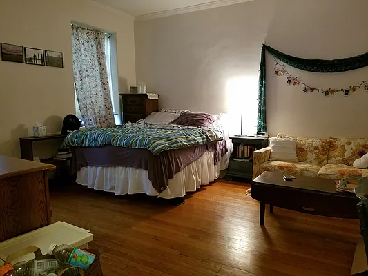 Rented by DYNAMIC REALTY OF NEW YORK CORP | media 15