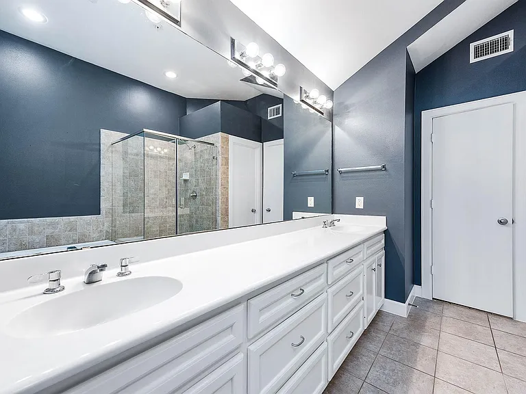 7650 Springhill St #704 — Photo 19