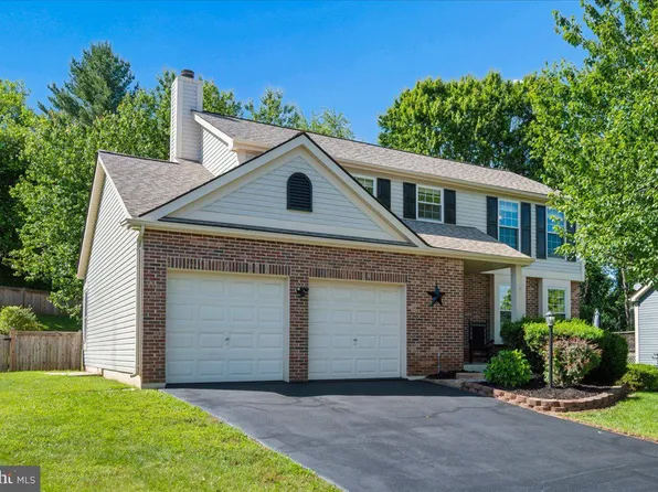 6396 Devonshire Ln, Frederick, MD 21703