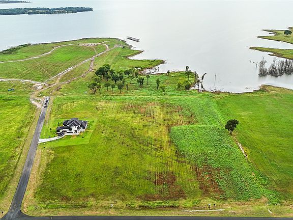 5th image of 500 Shores Dr