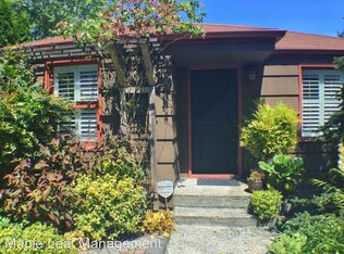 916 NW 97th St, Seattle, WA 98117