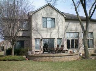 4429 Hycliffe Dr, Troy, MI