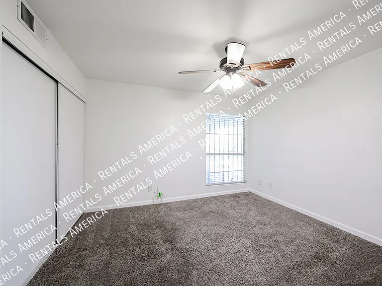 4608 W Maryland Ave #208 — Photo 18