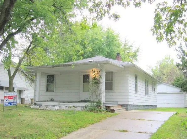 1415 E Decatur St, Decatur, IL 62521