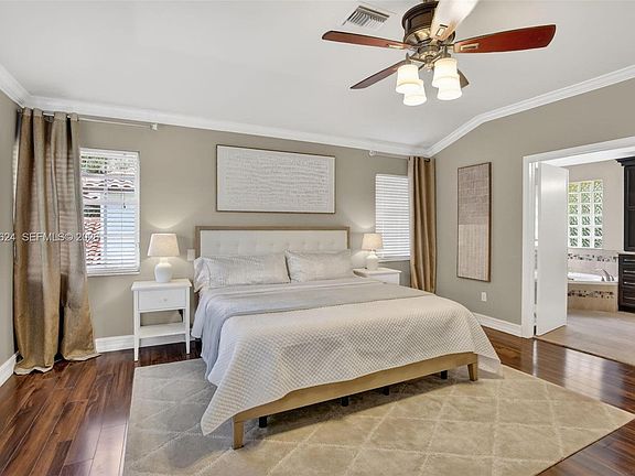 5th image of 3613 Starboard Ave