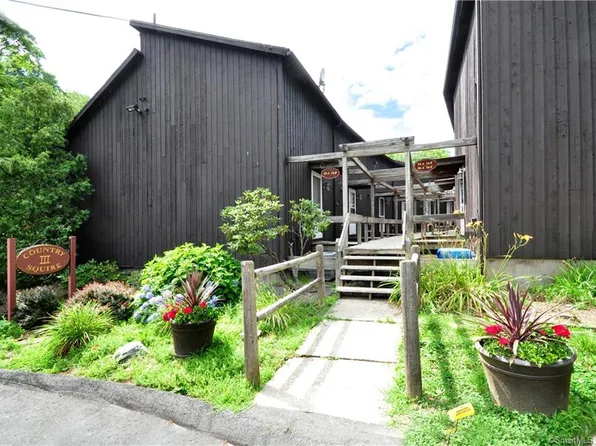 15N Country Squire Dr, Cromwell, CT 06416