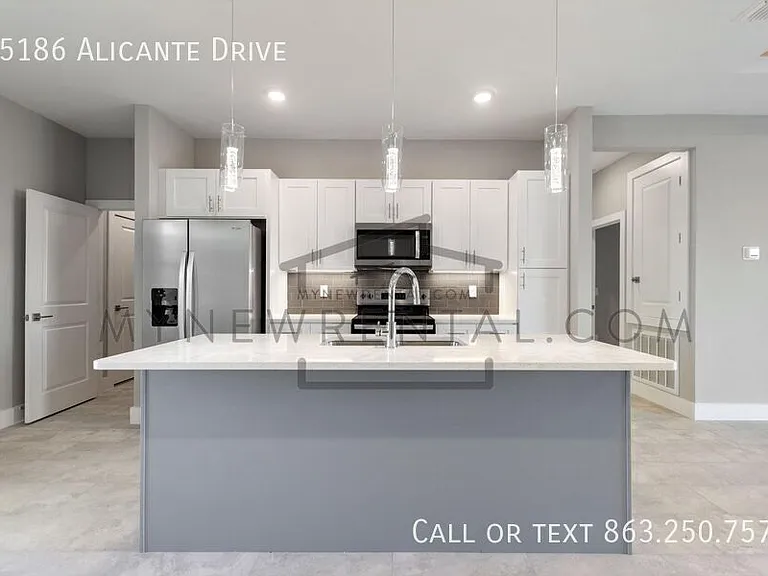 25186 Alicante Dr — Photo 16