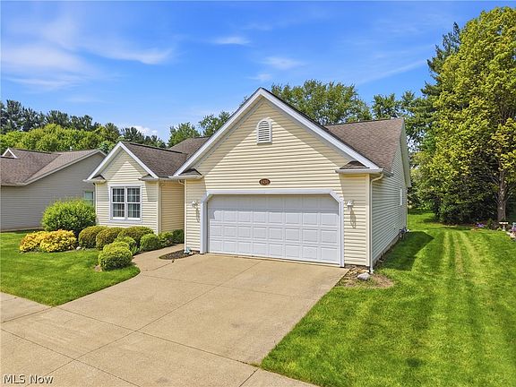3rd image of 1430 Ashton Way