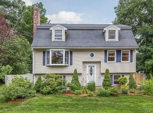 22 Buckingham Rd, Wilmington, MA 01887
