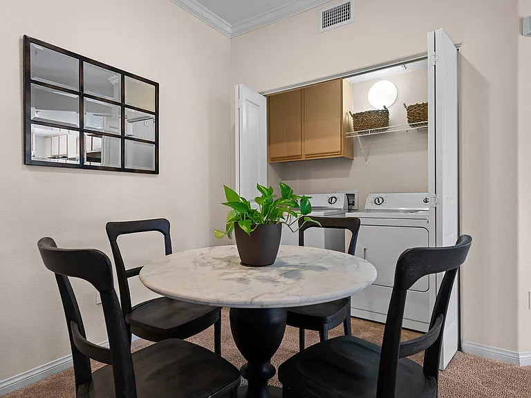 Antelope Ridge Apartments — Photo 32